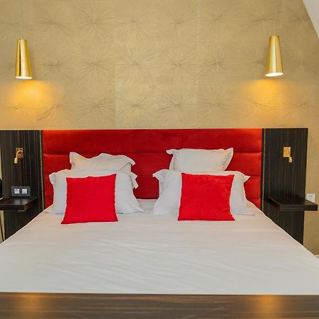 Les 3 Lieux Hotel Les Ponts de Ce Bagian luar foto