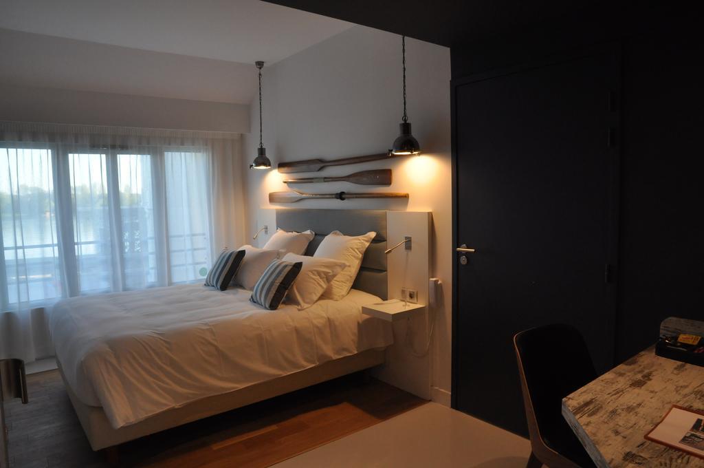 Les 3 Lieux Hotel Les Ponts de Ce Bagian luar foto