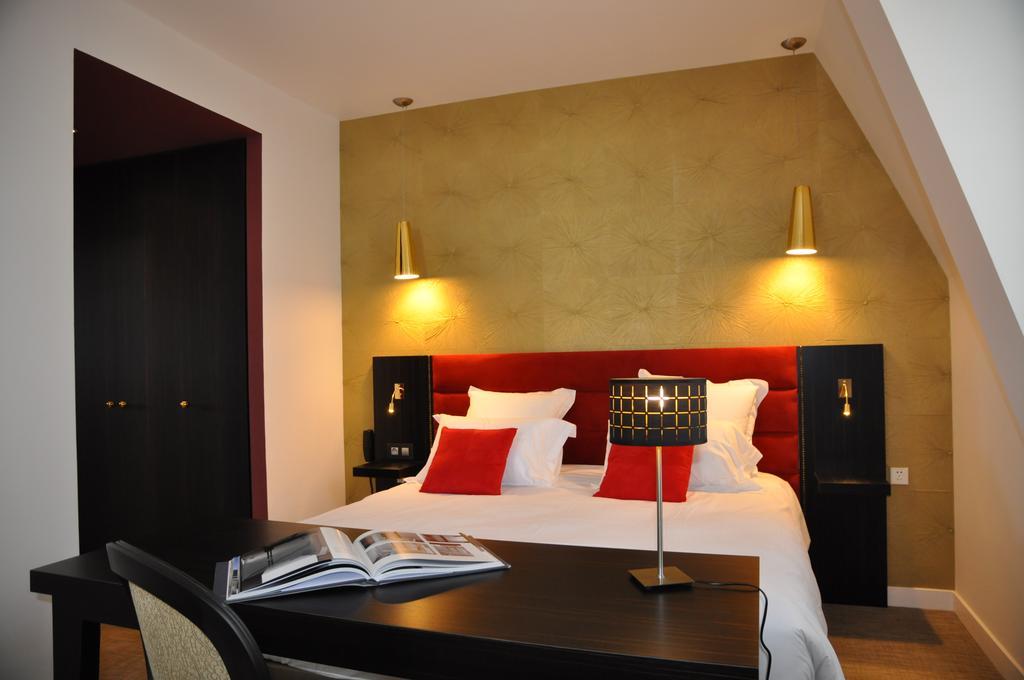 Les 3 Lieux Hotel Les Ponts de Ce Bagian luar foto