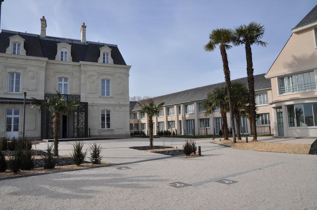 Les 3 Lieux Hotel Les Ponts de Ce Bagian luar foto