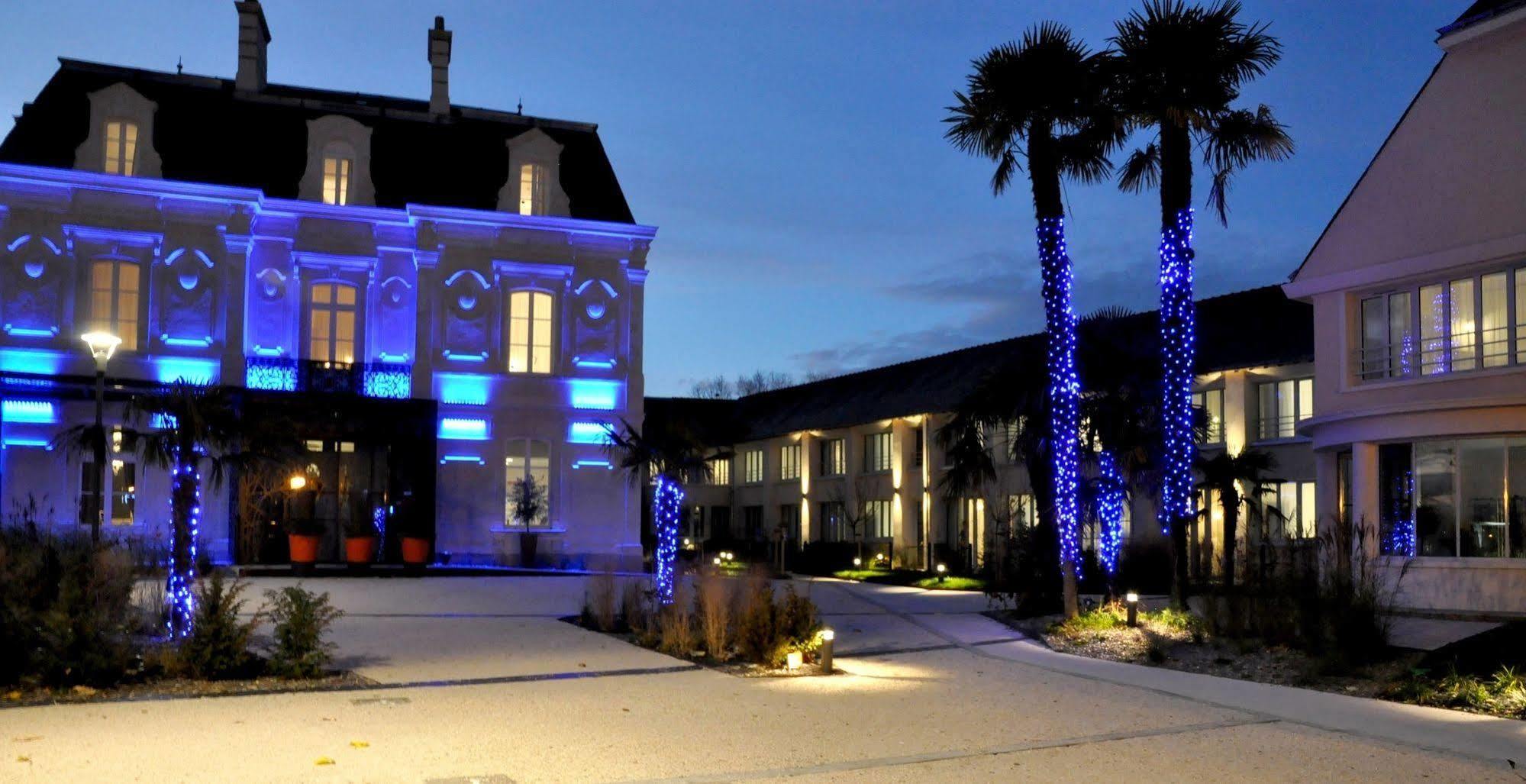 Les 3 Lieux Hotel Les Ponts de Ce Bagian luar foto