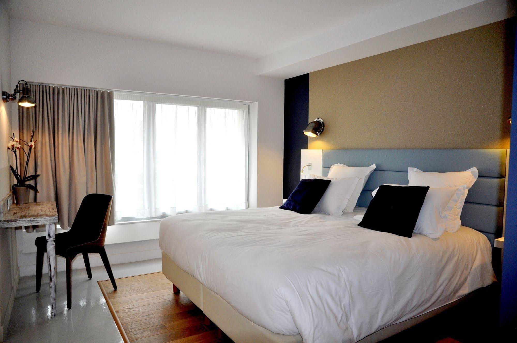 Les 3 Lieux Hotel Les Ponts de Ce Bagian luar foto